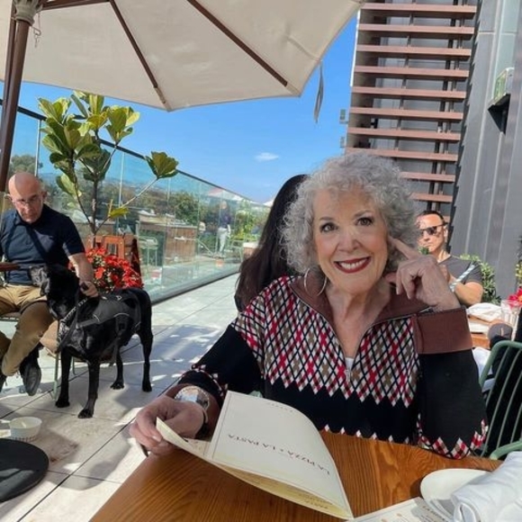 Meet your Posher, Judith - Picture 1 of 1